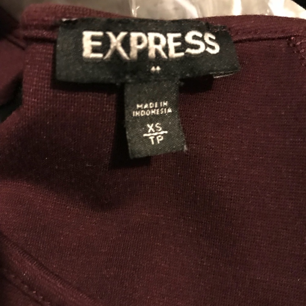 Maroon dress - Picture 3 of 3